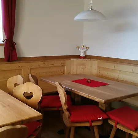 Maurerhof Apartment